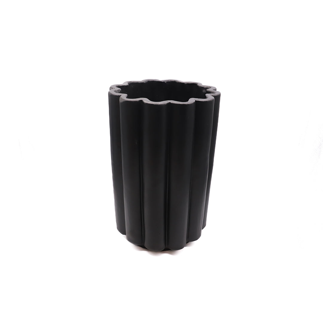 Black Cable Fluted Vase - Medium